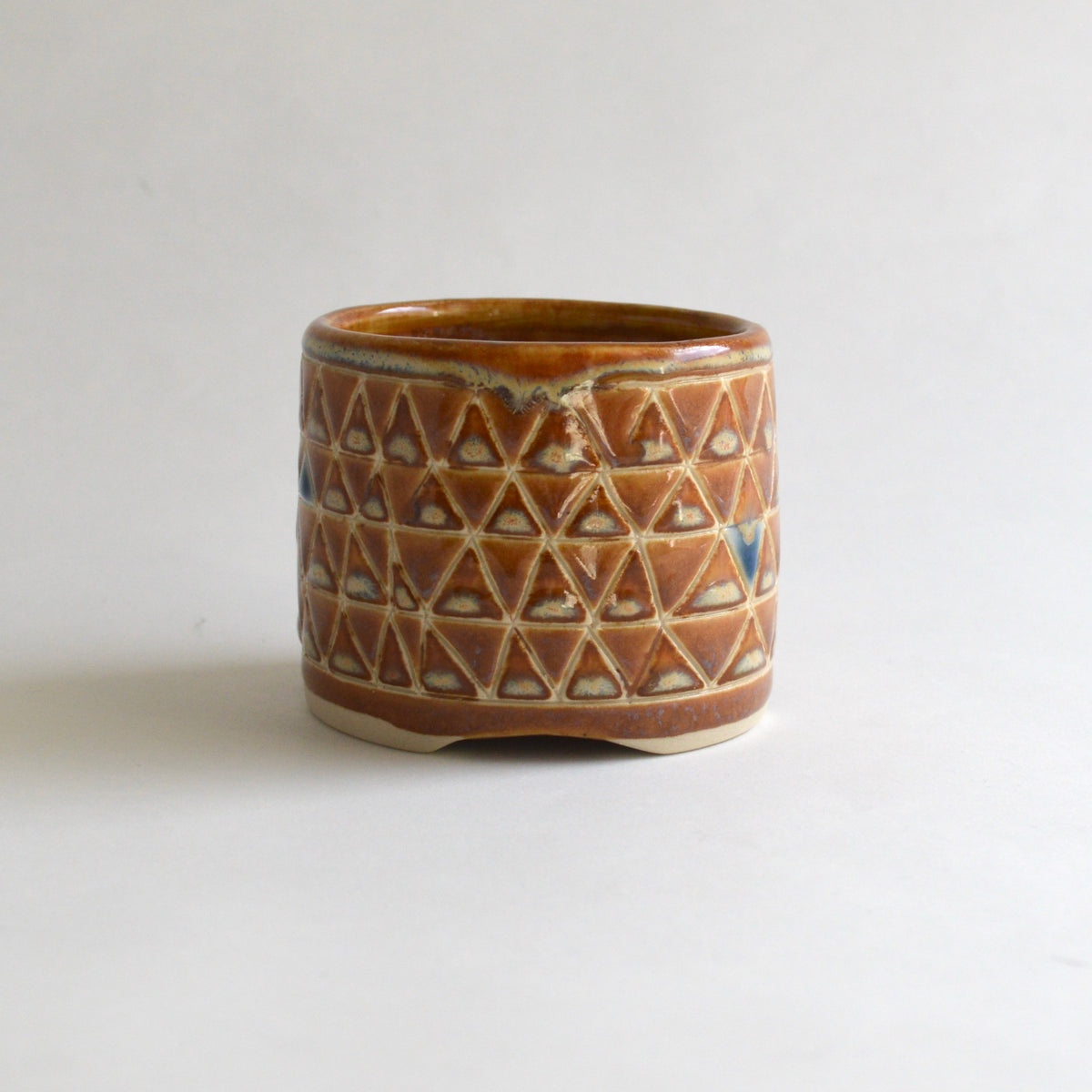 triangle plant pot Mini Triangle Planter – Badlands Goods